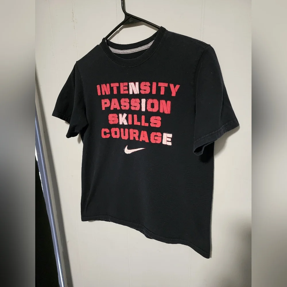 Nike Graphic Work Out Teeshirt Large - Picture 3 of 11